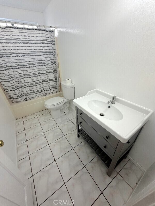 Building Photo - 1503 W Adams Blvd