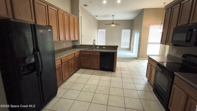 Building Photo - 582 Consolata Ave NW