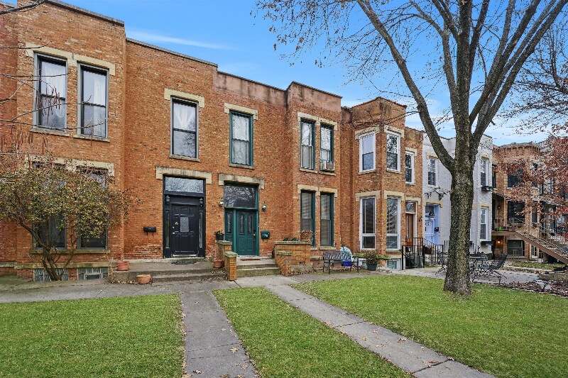 Building Photo - 901 S Bishop St