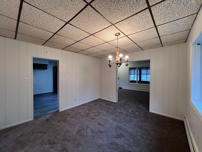 Building Photo - 304 Marie St