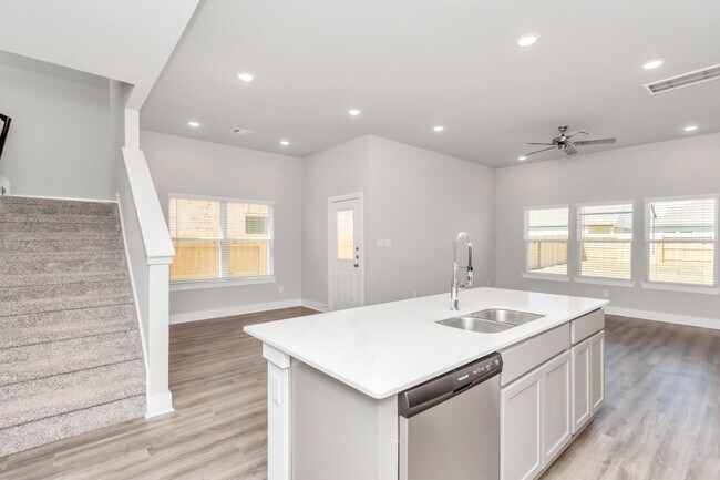 Building Photo - 21059 Montego Breeze Ln