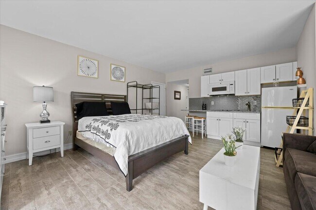 Building Photo - 11863 Wimbledon Cir