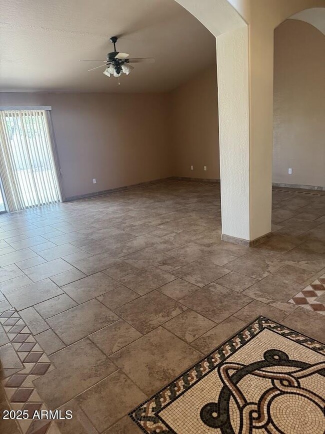 Building Photo - 17757 W Eagle Dr