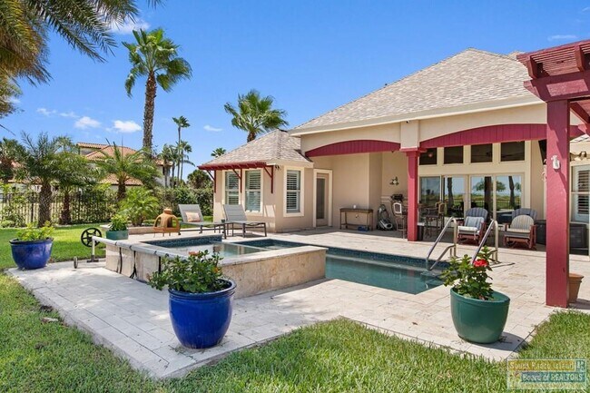 Building Photo - 22 Laguna Madre Dr