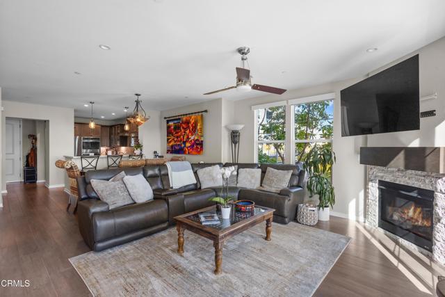 Building Photo - 4012 Tradewinds Dr