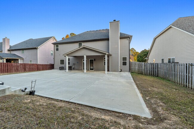 Building Photo - 1023 Iris Glen Dr