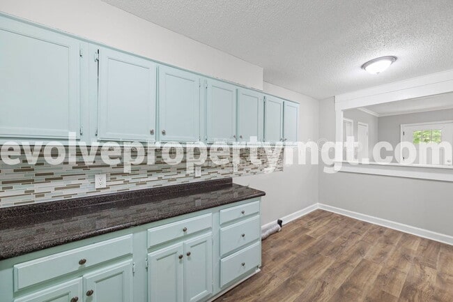 Building Photo - 7702 Marvin Rd