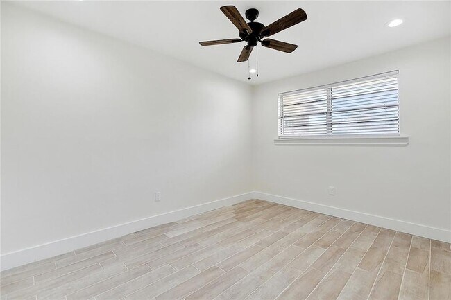 Building Photo - 1808 Elise Ave