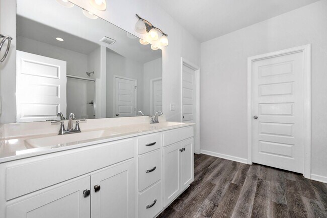Building Photo - Beautiful 4-Bedroom Home with Office, Bonus Room, and Large Backyard