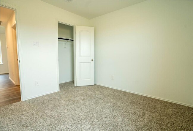 Building Photo - 5092 Marcasca Dr