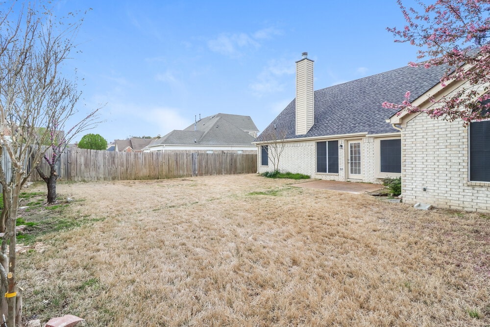 Building Photo - 1531 Carlton Ridge Dr