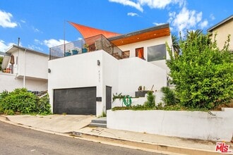 Building Photo - 4839 Seldner Ave