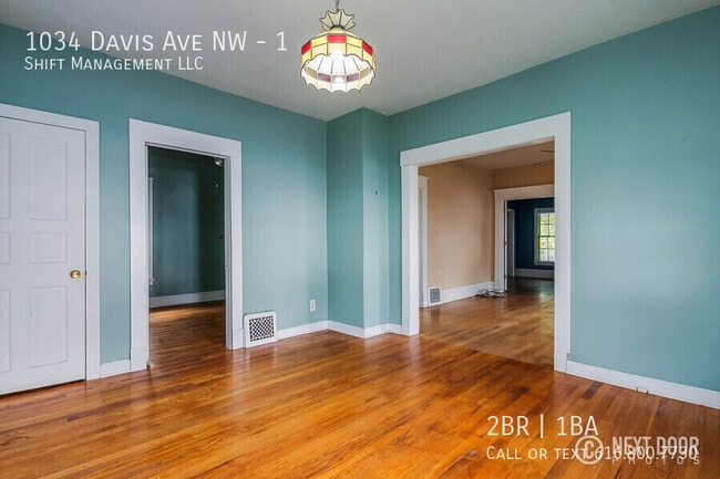 Building Photo - 1034 Davis Ave NW