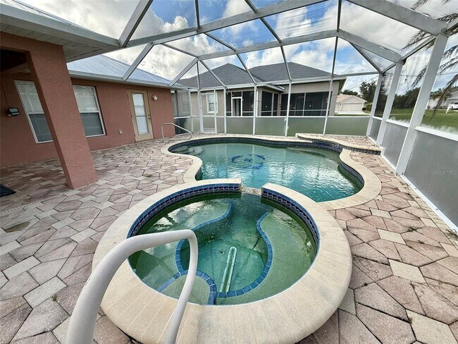 Building Photo - 65 Pepe Ct