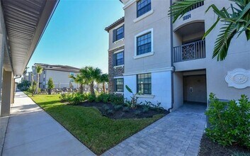 Building Photo - 16904 Vardon Ter