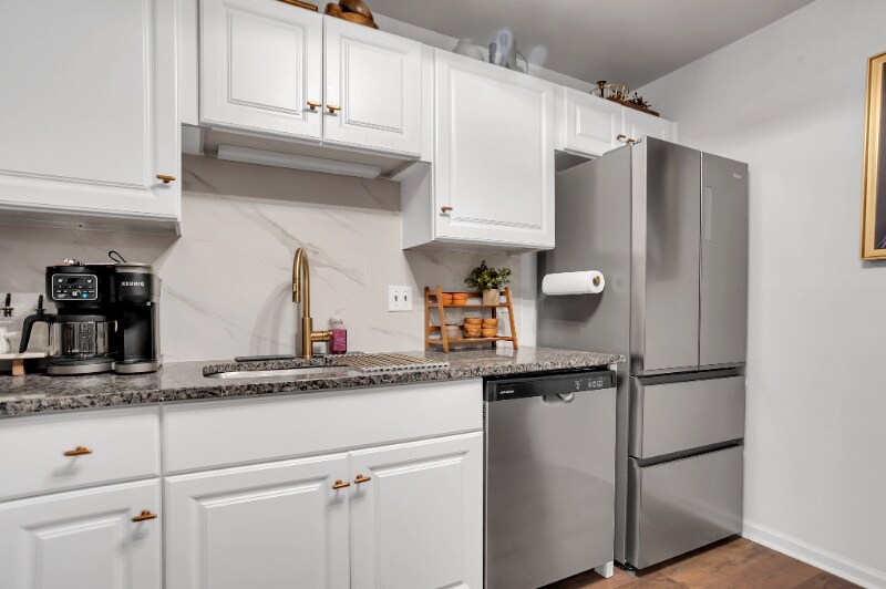 Building Photo - 121 W Hall St