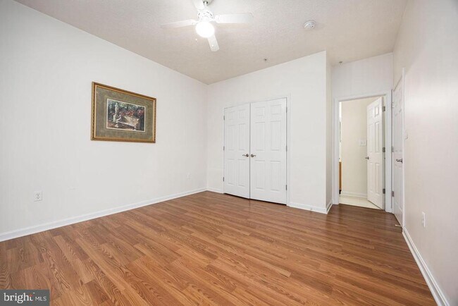 Building Photo - 9549 Wedge Way
