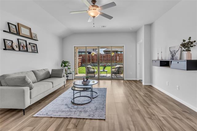 Building Photo - 2105 Bellatrix Dr