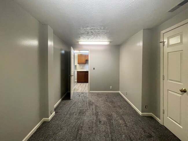 Building Photo - Yorktown School District