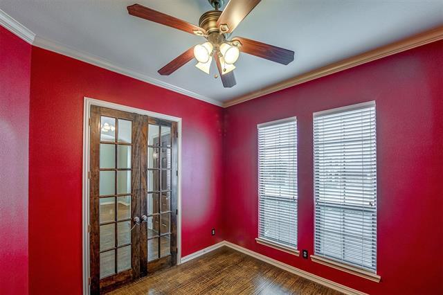 Building Photo - 1505 E Branch Hollow Dr