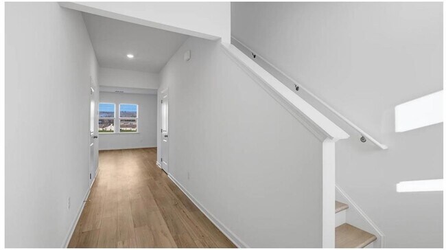 Building Photo - 38 Buck Crk Ln