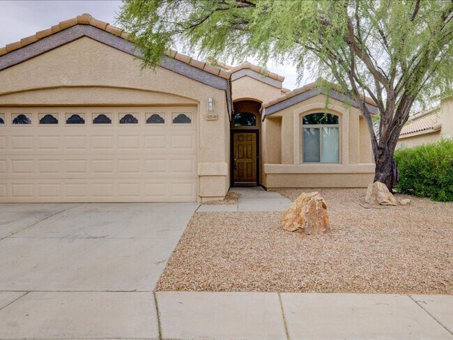 Building Photo - 3 Bedroom 2 Bathroom