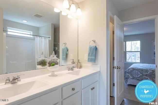 Building Photo - 6729 Hardwick Ln