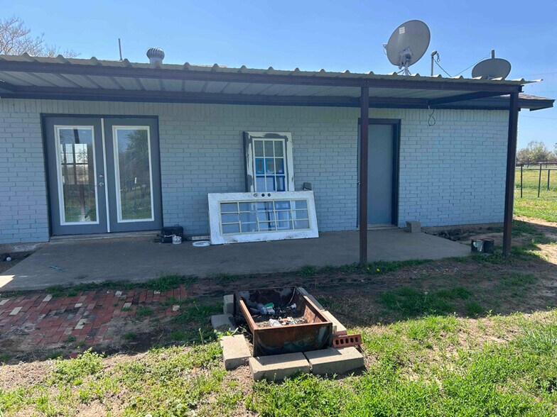 Building Photo - 2480 McVoid Rd