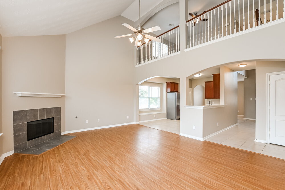 Building Photo - 2307 Siegen Dr