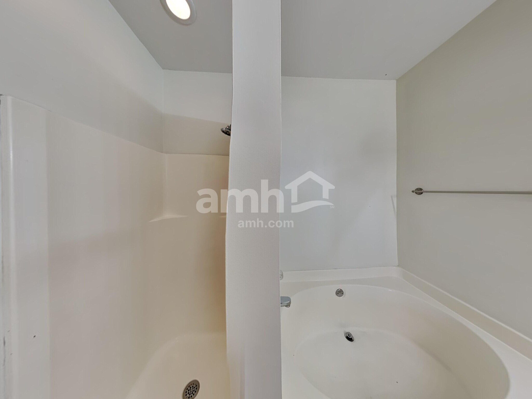 Building Photo - 1710 Portview Ct