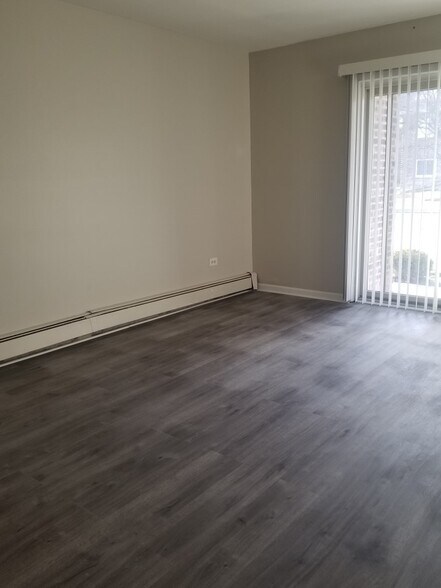 Building Photo - 872 Winesap Ct