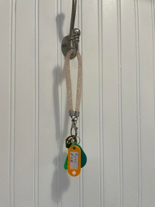 Building Photo - 10067 Perfect Dr