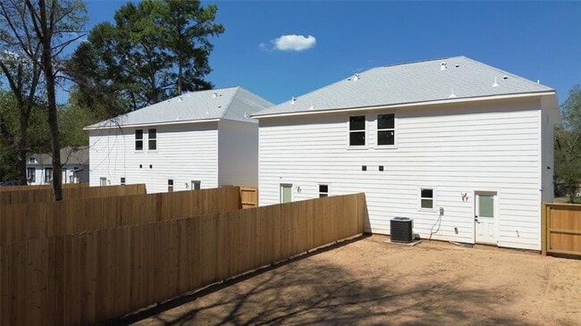 Building Photo - 809 Avenue J Pl