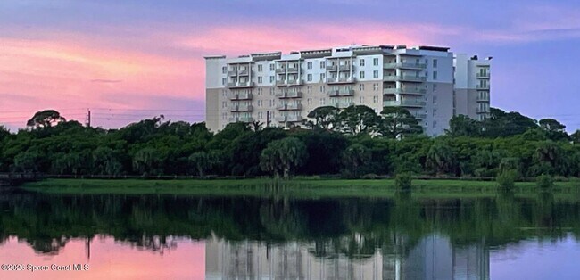 Building Photo - 735 Pilot Lane