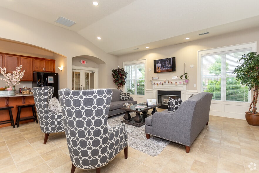 Primary Photo - Palisades of Asheville