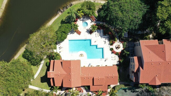 Building Photo - 1740 Palm Cove Blvd