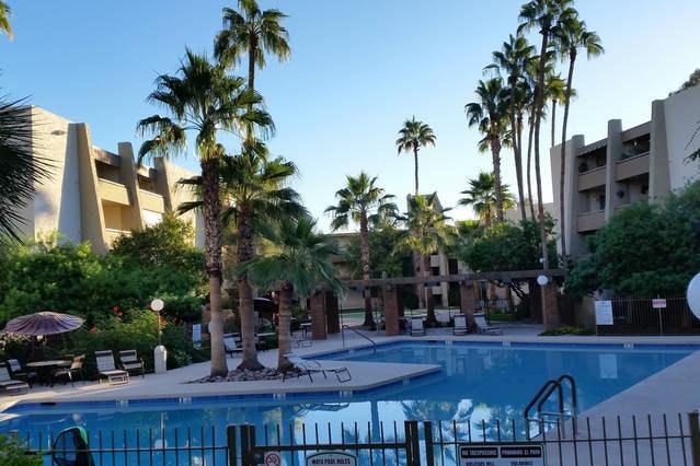 Primary Photo - 7625 E Camelback Rd