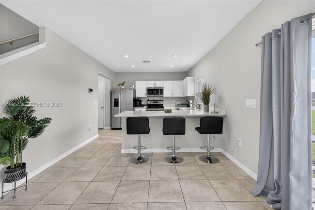 Building Photo - 220 Raspberry Rd