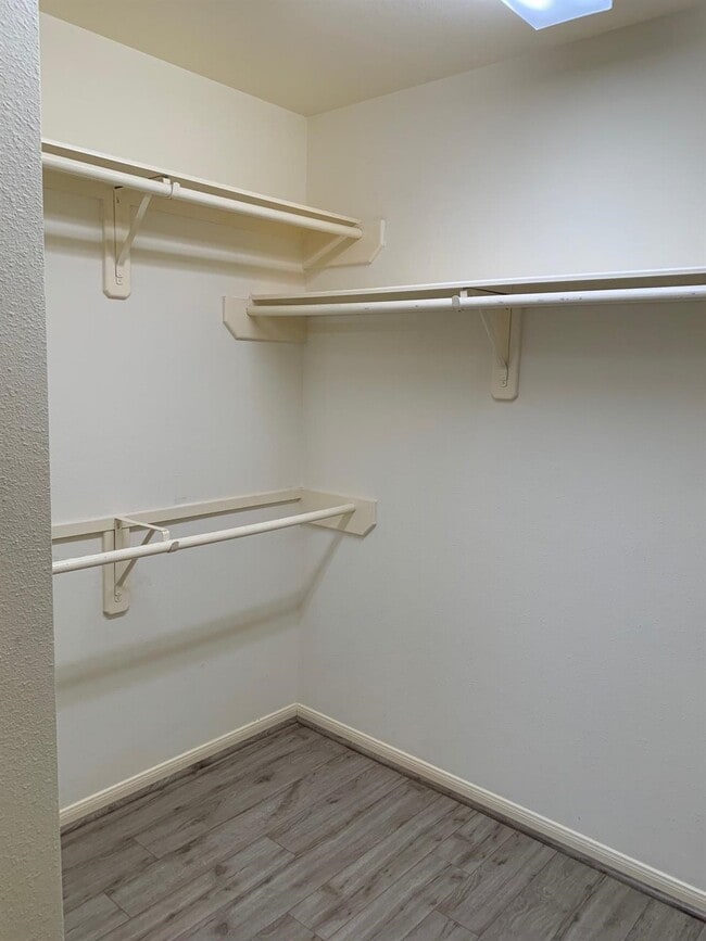 Building Photo - 12918 Stratford Mill Ln