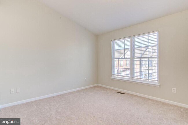 Building Photo - 42797 Flannigan Terrace