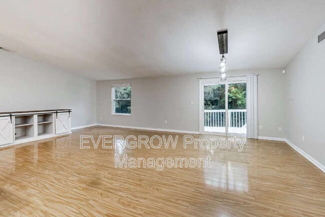 Building Photo - 9518 Bent Brook Dr