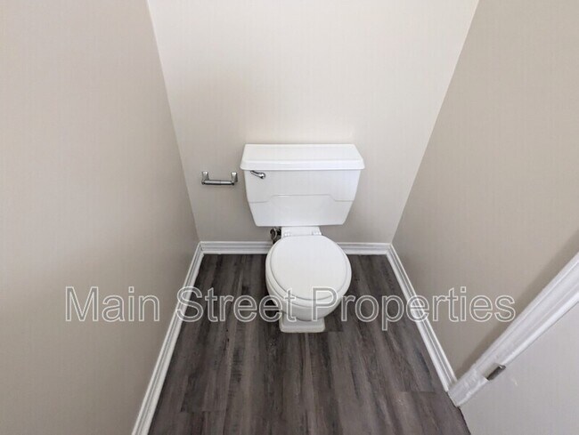 Building Photo - 6220 Lanier Dr