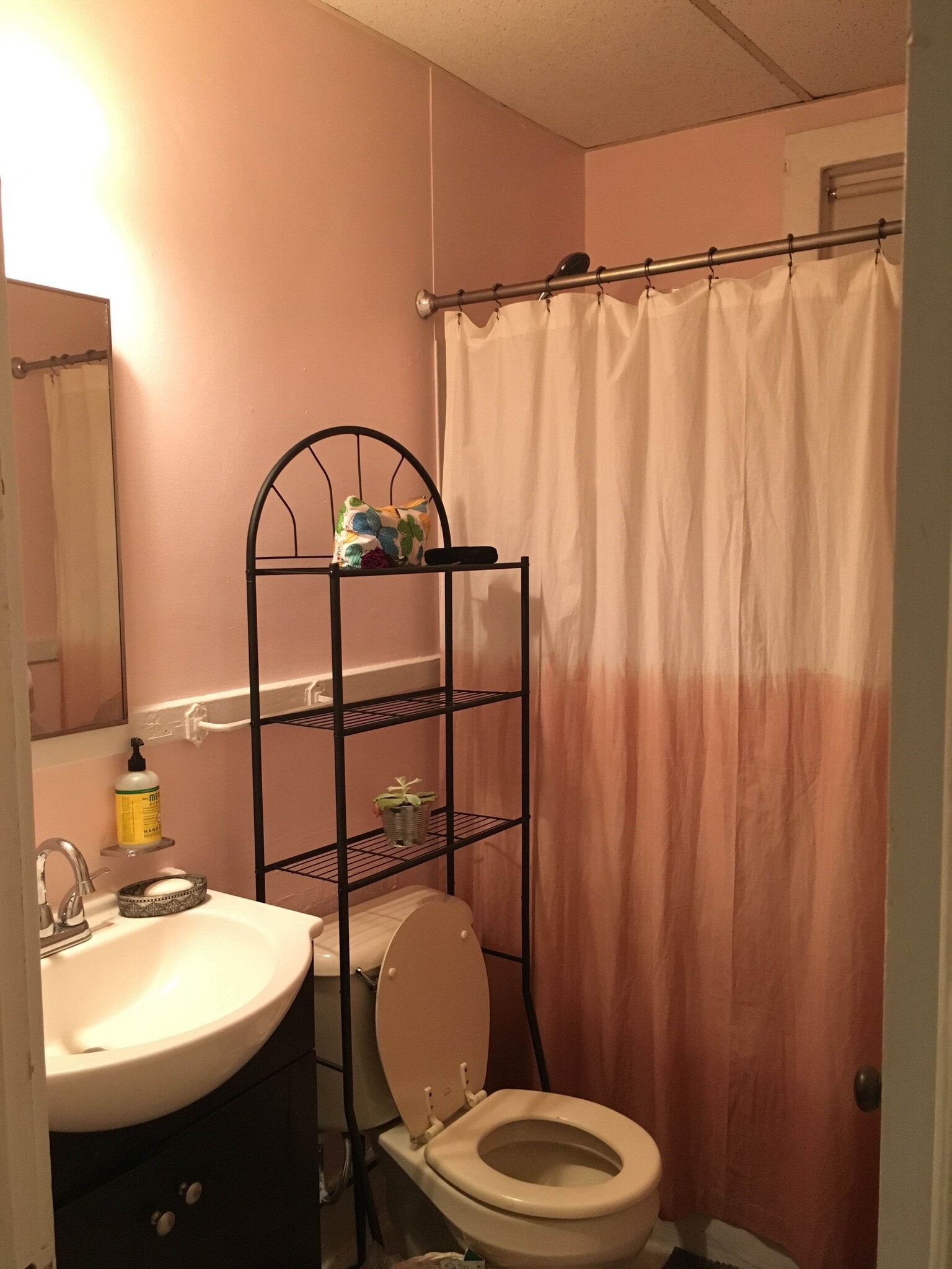 Building Photo - 5424 Porter St