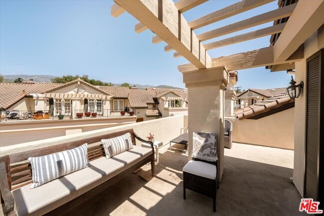 Building Photo - 1256 Cravens Ln