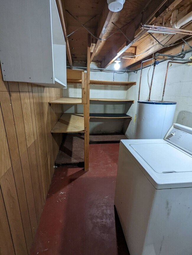 Building Photo - 359 Eagle School Rd