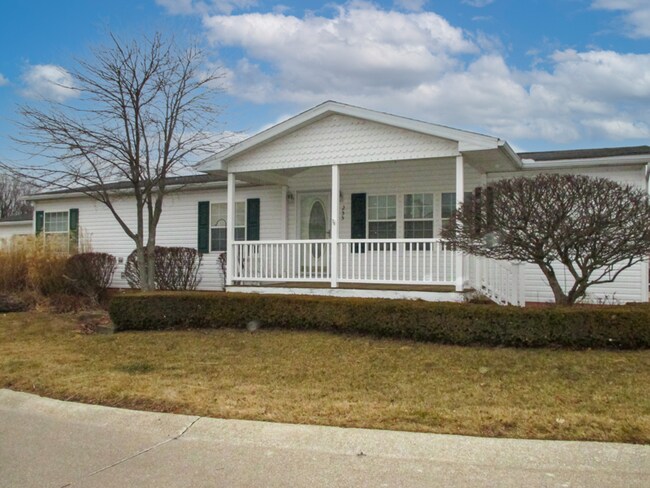 Primary Photo - 255 Rockford Cir