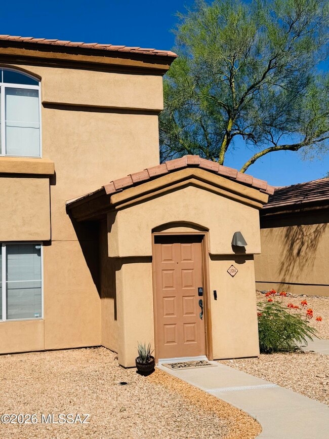 Building Photo - 7050 E Sunrise Dr