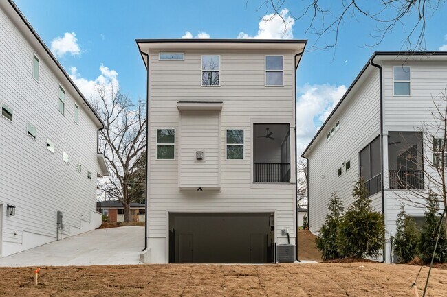 Building Photo - Newly Built 4-bedroom, 4-bathroom Home in Durham, NC