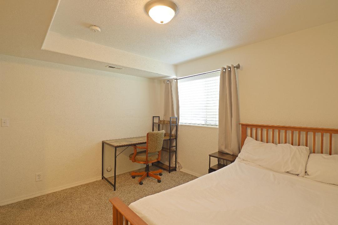 Building Photo - 5957 N Saint Croix Dr