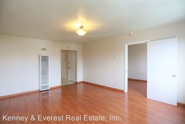 Building Photo - 1 br, 1 bath House - 948 South Van Ness Av...